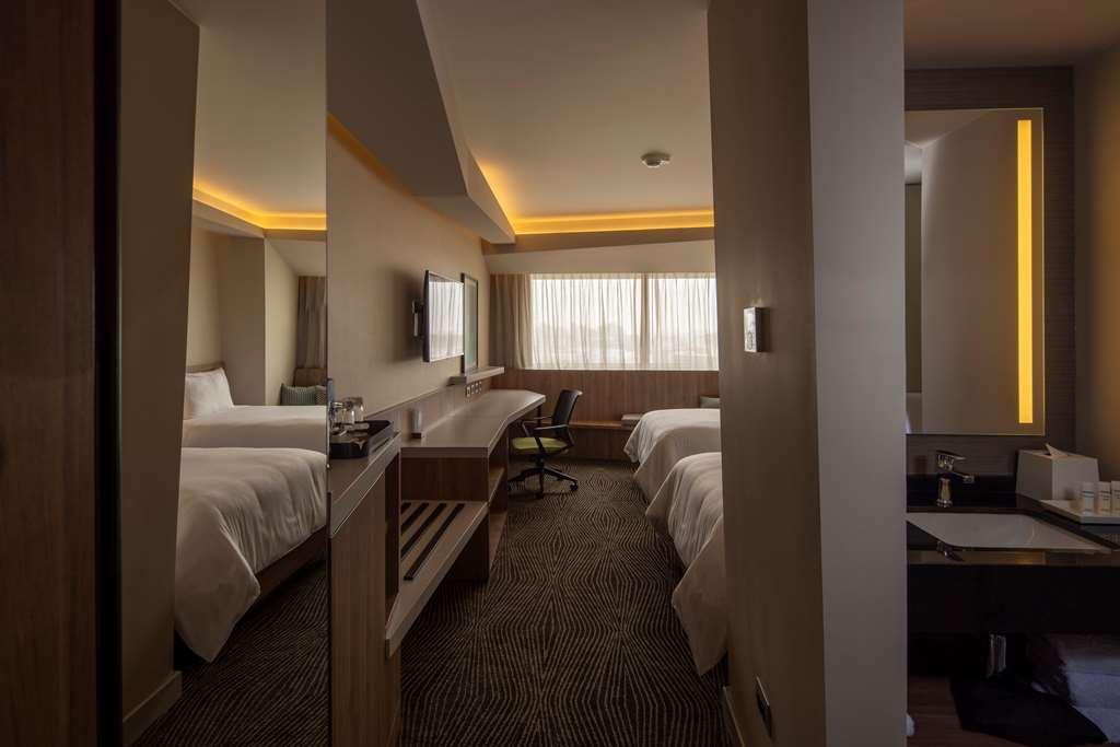 Hilton Garden Inn Lima Miraflores Room photo