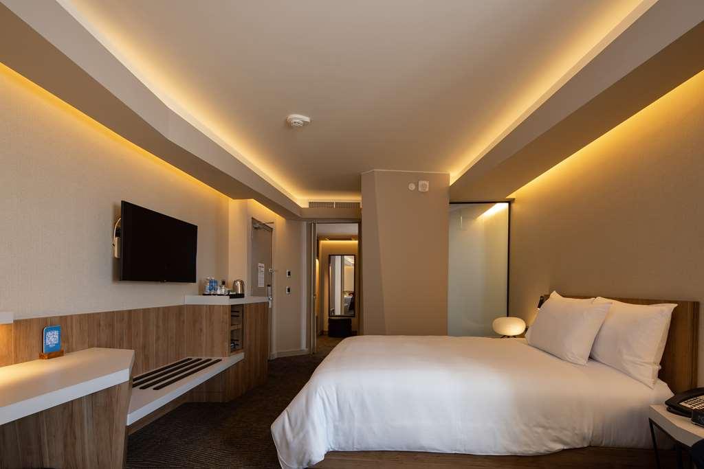 Hilton Garden Inn Lima Miraflores Room photo