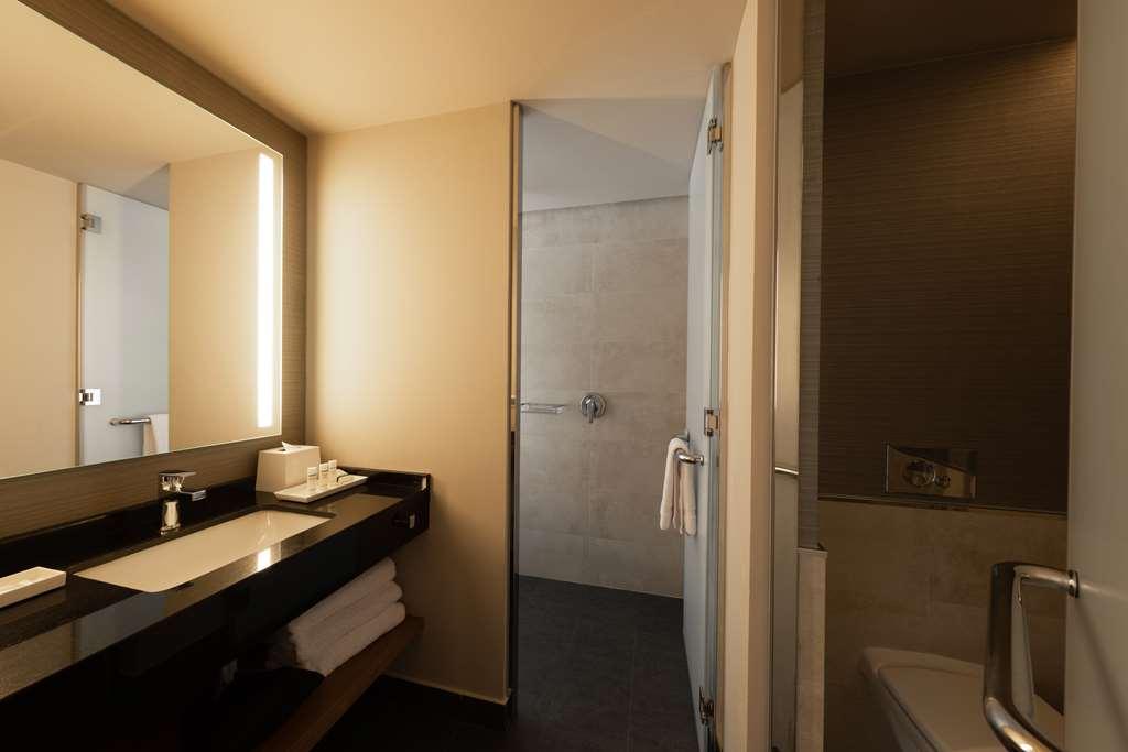 Hilton Garden Inn Lima Miraflores Exterior photo
