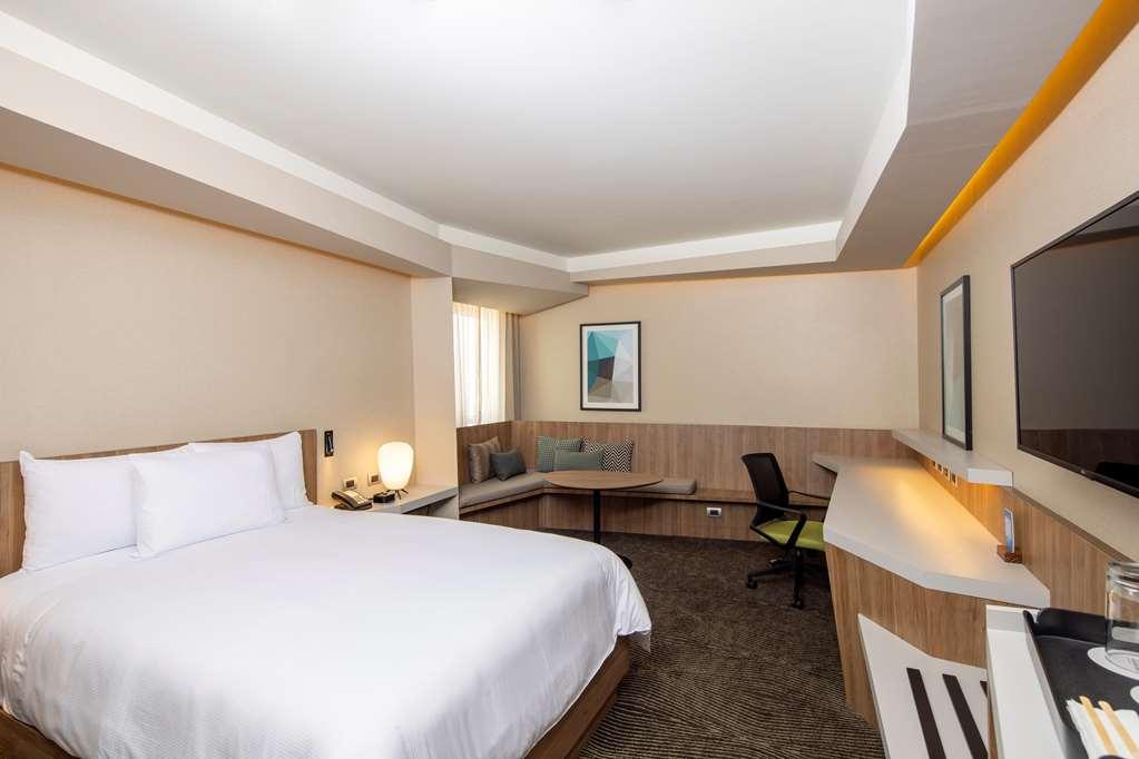 Hilton Garden Inn Lima Miraflores Room photo