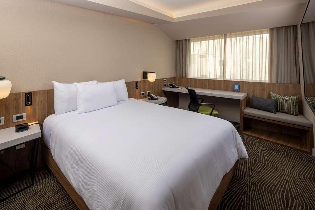 Hilton Garden Inn Lima Miraflores Room photo